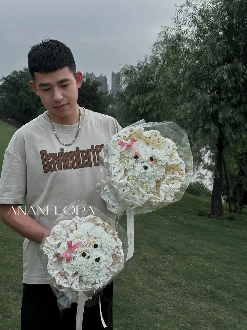 卖小狗花束月入3万,卖小狗狗
